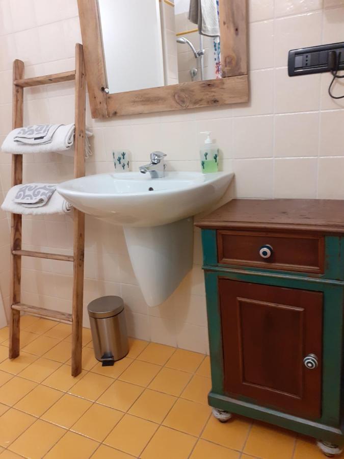 La Casa Sulla Vecchia Riva Leilighet Ferrara Eksteriør bilde